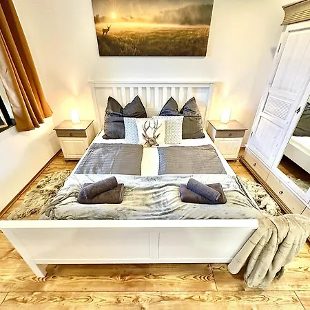 Gemuetliches Alpenblick Berg-bungalow + Grosser Garten + Netflix! * Schofweg