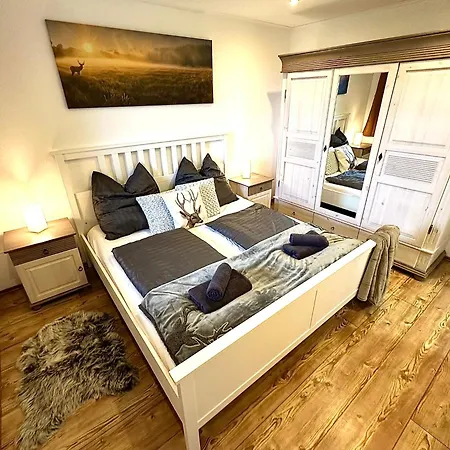 Gemuetliches Alpenblick Berg-bungalow + Grosser Garten + Netflix!