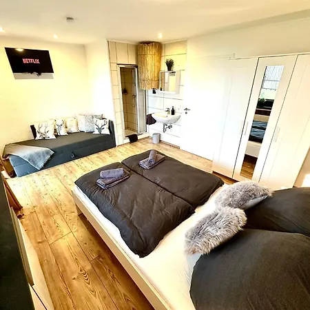 Vakantiehuis Gemuetliches Alpenblick Berg-bungalow + Grosser Garten + Netflix! *