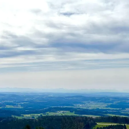 Gemuetliches Alpenblick Berg-bungalow + Grosser Garten + Netflix! Schofweg