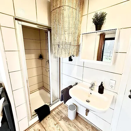 Holiday home Gemuetliches Alpenblick Berg-bungalow + Grosser Garten + Netflix!