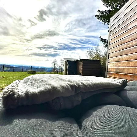Gemuetliches Alpenblick Berg-bungalow + Grosser Garten + Netflix! Vakantiehuis Schöfweg