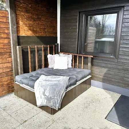 Gemuetliches Alpenblick Berg-bungalow + Grosser Garten + Netflix! * Schöfweg