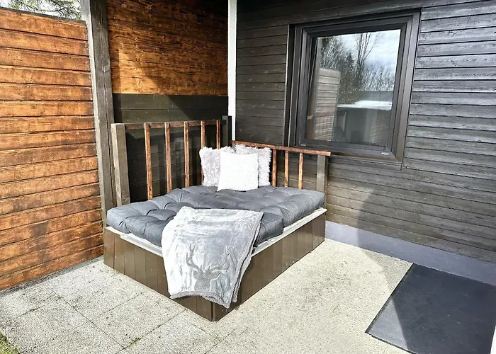 Gemuetliches Alpenblick Berg-bungalow + Grosser Garten + Netflix! * Schöfweg