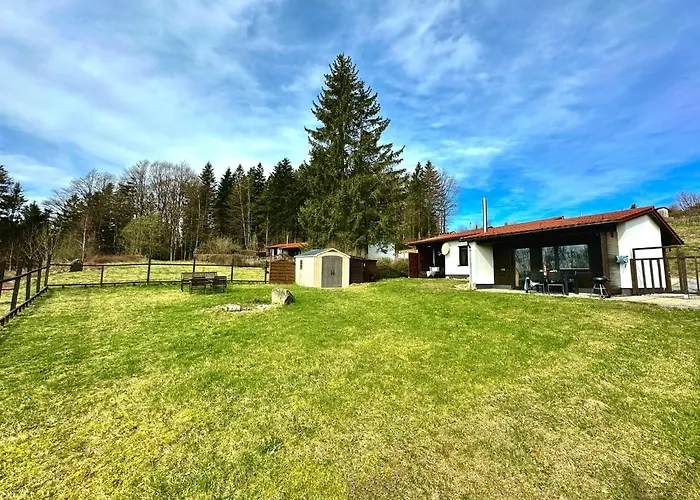 Gemuetliches Alpenblick Berg-bungalow + Grosser Garten + Netflix!